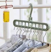 9-hole Clothes hanger organizer Space