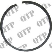 IPTO Clutch Circlip - AgriParts image