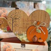 Welcome to our Patch - Wooden Heart &amp; Pumpkin Decoration