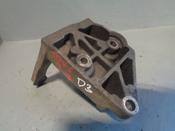 Power Steering Pump Replace Land Rover Power Steering Pump Bracket – Discovery 3 &amp; Range Rover Sport 2.7 TDV6 (Euro 3) – Genuine Used Part image