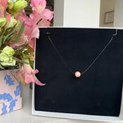 Floating Pearl Necklace Pink