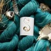 Ériu BFL Romney DK 100% Irish Wool 233m 100gm - Selkie image