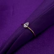 9ct Gold Single Pear Cz Ring GRZ366