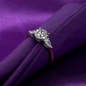 9ct Yellow Gold Lab Grown 1.65ct Round/Pear Diamond Trilogy Ring T82 image
