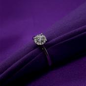 9ct White Gold Diamond Illusion Halo 0.25 Ring Z202 image