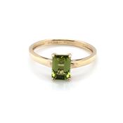 9ct Gold Peridot Rectangular  Ring GRX209 image