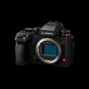 Panasonic LUMIX S1RII Full-Frame Mirrorless Camera image