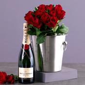 Order Roses &amp; Champagne | Flower Bouquet - Best Buds image