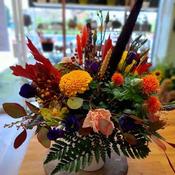 Autumnal Table Arrangement | Fresh Flower Bouquets - Best Buds image