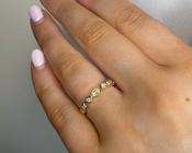 18ct Yellow Gold Scalloped Diamond Band image