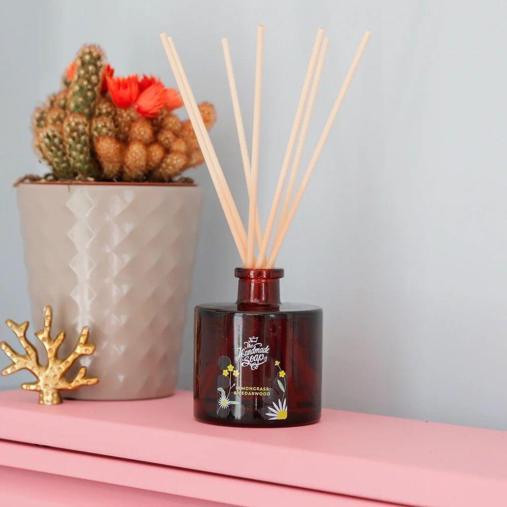The Handmade Soap Co. Reed Fragrance Diffuser Lemongrass & Cedarwood 200ml
