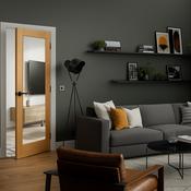 WC15G Oak Shaker Internal Door — Clear Glass image