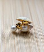 Leodie Pearl Earrings image