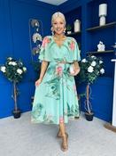 Julia Cape Detailed Midi Dress Floral Pastel image