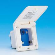 WHALE WATERMASTER SOCKET WHITE WITH PRESSURE SWITCH