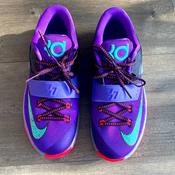 Purple and store turquoise nike shoes