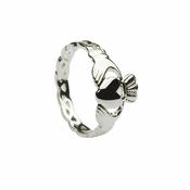 Claddagh With Knotted Shank