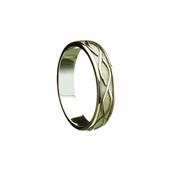 Celtic Weave Raised Pattern Medium Width Band, Gents