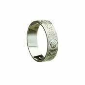 Celtic Shield Pattern, Gents Wide Wedding Band.