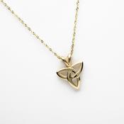 10Ct Trinity Knot Pendant