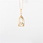 10ct yellow Trinity knot design pendant