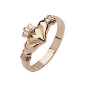 10ct rose gold elegance Claddagh design ring