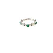 Sterling Silver Agate Claddagh Band image