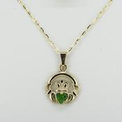 9ct Gold Claddagh Necklace with Agate image