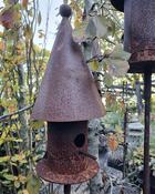 Birdhouse with Ball on Tube (H38 x W16 cm) image