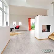 Dynamic Nordic Oak 4V 8mm Laminate Flooring