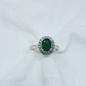 18ct White Gold Diamond And Emerald Ring image