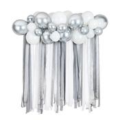 BACKDROP KIT BALLOON AND STREAMERS SILVER