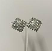 Clip on earring image