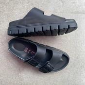 BIRKENSTOCK Arizona Black Chunky Natural Leather