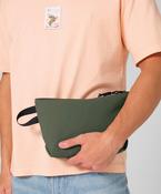 Minimal lifestyle pouch