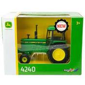 John Deere  tractor 43376 Farm Toy Collectible image