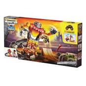 Monster Jam Smash &amp; Bash Smash Bot Playset