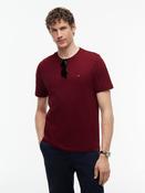 Tommy Hilfiger | Regular Fit Solid Tee in Burgundy | MW0MW39995 vlp