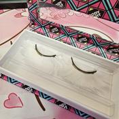 Dublin Body Paint Lashes - Feather Lashes Wide White | Dublin Body Paint image