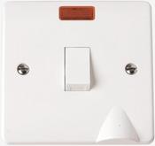 1-GANG 2-POLE 20A SWITCH WITH F/OUTLET | CMA023 image