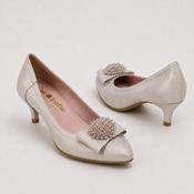 Le Babe Kitten Heel in Oyster