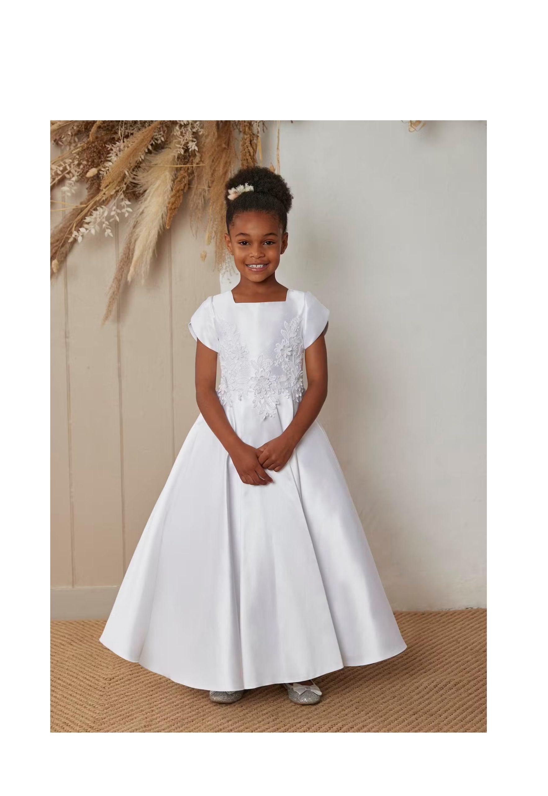 Emily Grace Communion Dress 3322 30 inches Sale €125 in Dublin