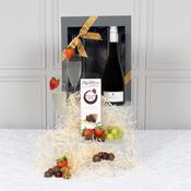 Italian Prosecco and chocolate gift box image
