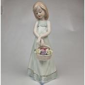 Porcelain Girl With Flower 30X13cm
