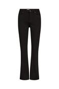 Pieszak Jelena Jeans, Beyond Black image