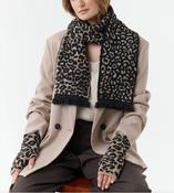 Fraas Sustainability Edition - Narrow Knitted Scarf with Leopard Print