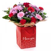 Mrs Kisses image