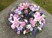 Pastel Funeral Flower Wreath Deluxe image