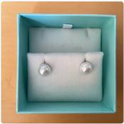 Knight &amp;amp; Day - Pearl Studs 8mm image