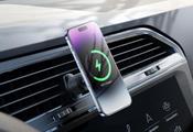 XO Magnetic Car Air Vent 15W Wireless Charging Mount